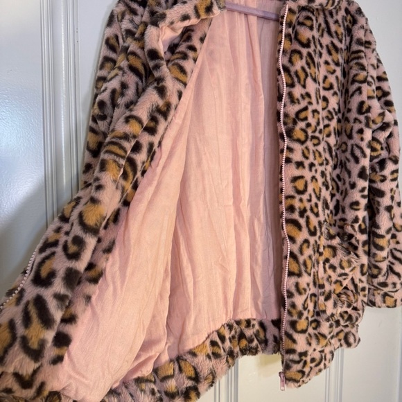 ANDTHEWHY Faux Fur Pink Leopard Print Jacket Coat Front Pockets Zip‎ Size Medium - Picture 8 of 12